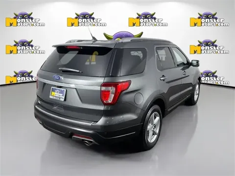 More photos of 2018 Ford Explorer XLT at Monster Motors - Jackson, MI, MI