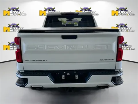 More photos of 2021 Chevrolet Silverado 1500 Custom at Monster Motors - Jackson, MI, MI