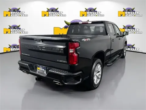 More photos of 2021 Chevrolet Silverado 1500 Custom at Monster Motors - Jackson, MI, MI