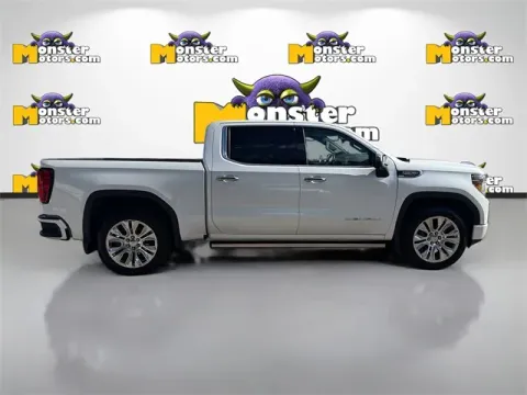 More photos of 2020 GMC Sierra 1500 Denali at Monster Motors - Jackson, MI, MI