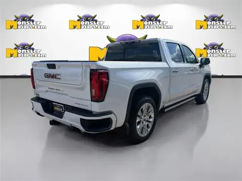 More photos of 2020 GMC Sierra 1500 Denali at Monster Motors - Jackson, MI, MI