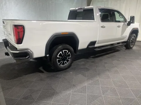 More photos of 2020 GMC Sierra 2500HD SLT at Monster Motors - Jackson, MI, MI