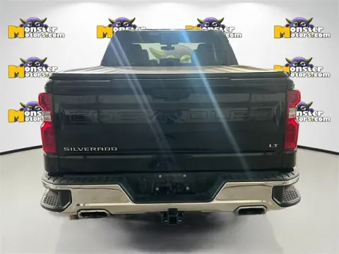 More photos of 2020 Chevrolet Silverado 1500 LT at Monster Motors - Jackson, MI, MI
