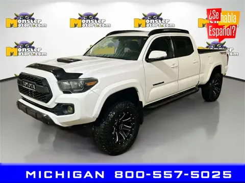 White 2017 Toyota Tacoma for sale in Michigan Center, MI