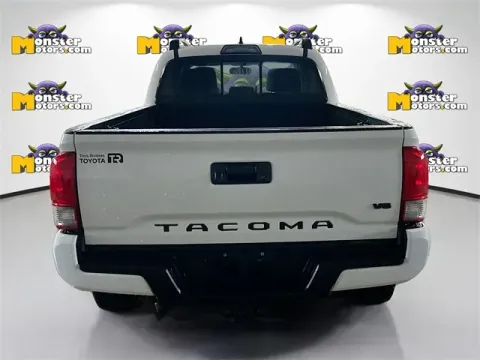 More photos of 2017 Toyota Tacoma at Monster Motors - Jackson, MI, MI
