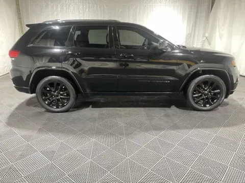 More photos of 2019 Jeep Grand Cherokee Altitude at Monster Motors - Jackson, MI, MI