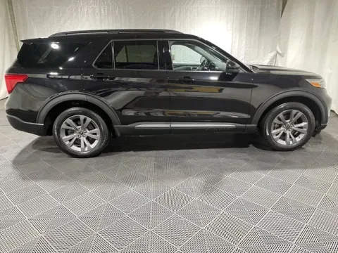 More photos of 2022 Ford Explorer XLT at Monster Motors - Jackson, MI, MI