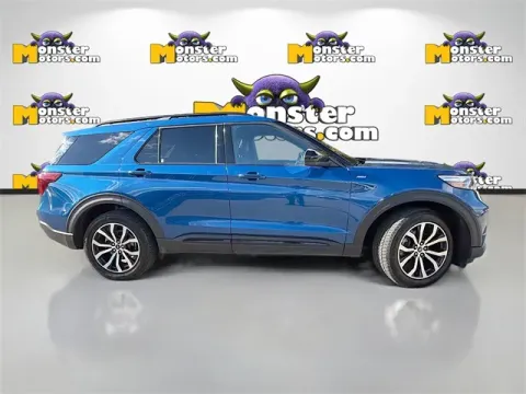 More photos of 2023 Ford Explorer ST-Line at Monster Motors - Jackson, MI, MI