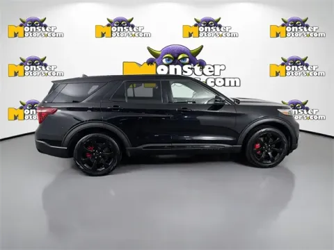 More photos of 2022 Ford Explorer ST at Monster Motors - Jackson, MI, MI