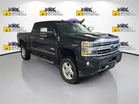 Another view of 2019 Chevrolet Silverado 2500HD High Country for sale in Michigan Center, MI at Monster Motors - Jackson, MI