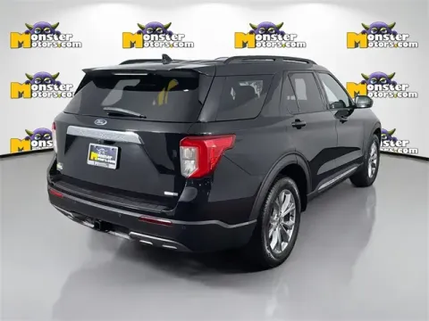 More photos of 2020 Ford Explorer XLT at Monster Motors - Jackson, MI, MI