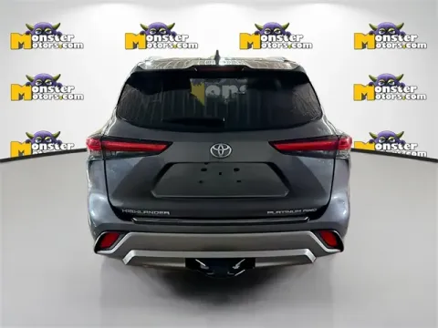 More photos of 2022 Toyota Highlander Platinum at Monster Motors - Jackson, MI, MI