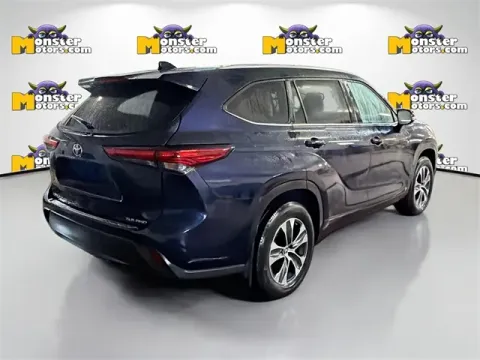 More photos of 2023 Toyota Highlander L at Monster Motors - Jackson, MI, MI