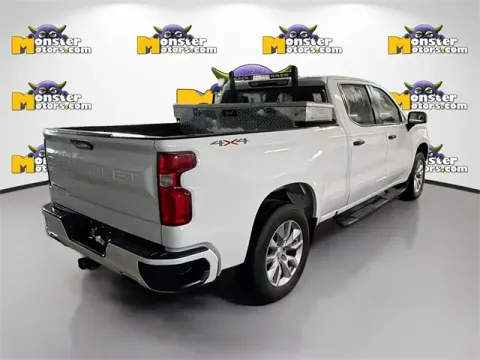 More photos of 2021 Chevrolet Silverado 1500 Custom at Monster Motors - Jackson, MI, MI