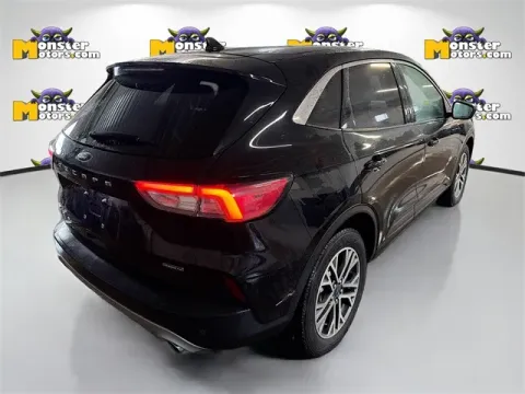 More photos of 2022 Ford Escape Hybrid SEL at Monster Motors - Jackson, MI, MI