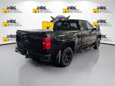 More photos of 2018 Chevrolet Silverado 1500 LT at Monster Motors - Jackson, MI, MI
