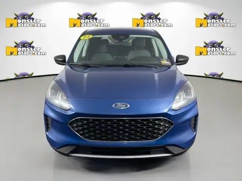 Photos of 2022 Ford Escape Hybrid SE for sale in Michigan Center, MI at Monster Motors - Jackson, MI