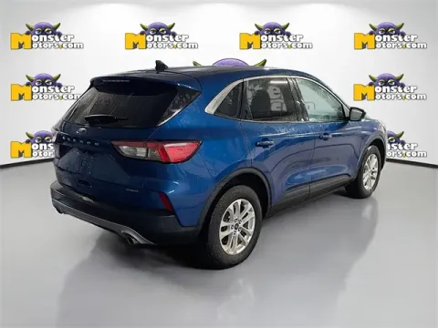 More photos of 2022 Ford Escape Hybrid SE at Monster Motors - Jackson, MI, MI