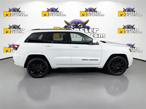 More photos of 2020 Jeep Grand Cherokee Altitude at Monster Motors - Jackson, MI, MI