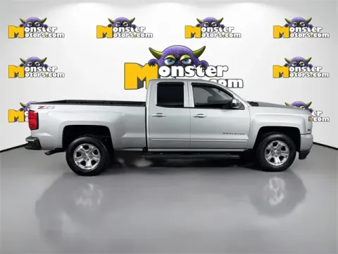 More photos of 2018 Chevrolet Silverado 1500 LT at Monster Motors - Jackson, MI, MI