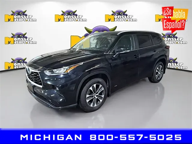 Black 2023 Toyota Highlander Hybrid XLE for sale in Michigan Center, MI