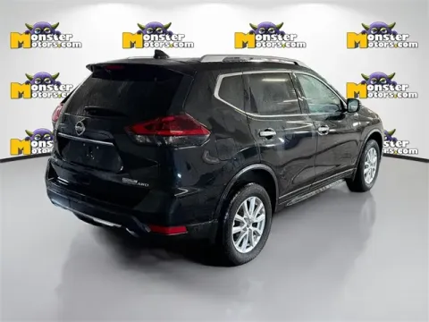 More photos of 2020 Nissan Rogue at Monster Motors - Jackson, MI, MI