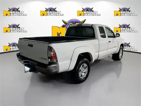 More photos of 2014 Toyota Tacoma at Monster Motors - Jackson, MI, MI