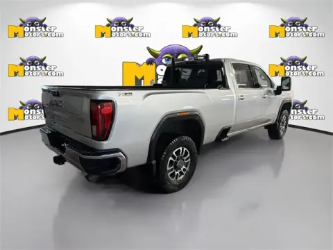More photos of 2022 GMC Sierra 2500HD SLE at Monster Motors - Jackson, MI, MI