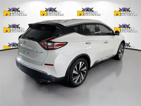More photos of 2017 Nissan Murano SL at Monster Motors - Jackson, MI, MI