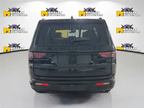 More photos of 2024 Jeep Wagoneer Series II at Monster Motors - Jackson, MI, MI