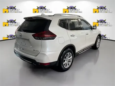 More photos of 2019 Nissan Rogue at Monster Motors - Jackson, MI, MI
