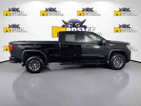 More photos of 2021 GMC Sierra 1500 AT4 at Monster Motors - Jackson, MI, MI