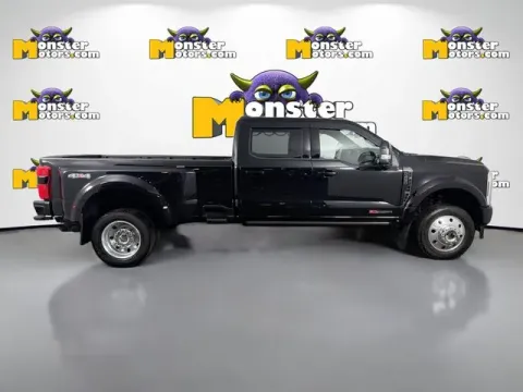 More photos of 2025 Ford F-450SD Platinum at Monster Motors - Jackson, MI, MI