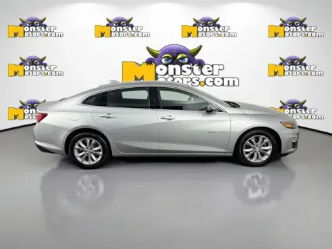 More photos of 2019 Chevrolet Malibu LT at Monster Motors - Jackson, MI, MI