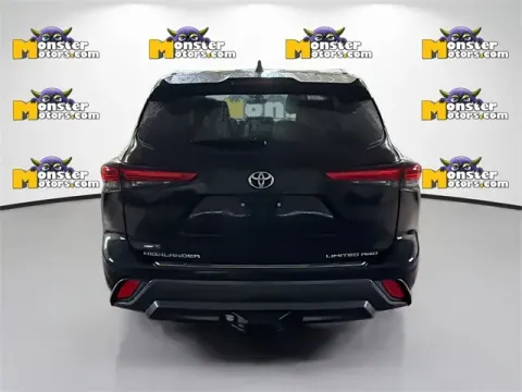 More photos of 2022 Toyota Highlander Limited at Monster Motors - Jackson, MI, MI