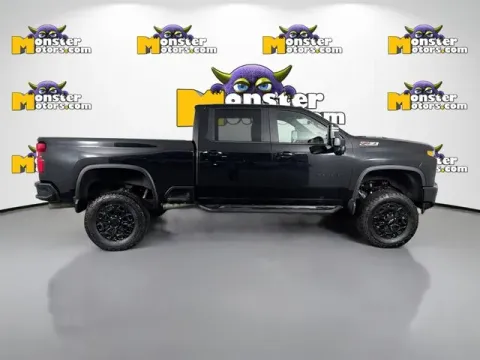 More photos of 2021 Chevrolet Silverado 2500HD LTZ at Monster Motors - Jackson, MI, MI