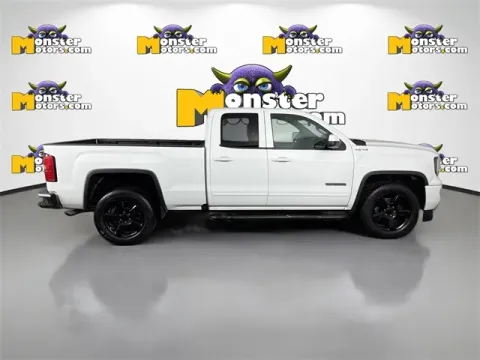More photos of 2017 GMC Sierra 1500 at Monster Motors - Jackson, MI, MI