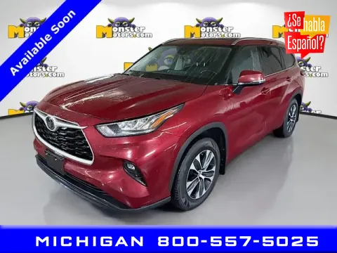Red 2020 Toyota Highlander XLE for sale in Michigan Center, MI