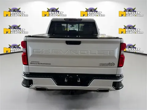 More photos of 2019 Chevrolet Silverado 1500 High Country at Monster Motors - Jackson, MI, MI