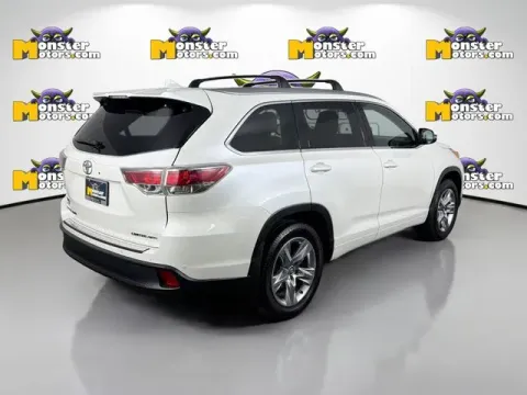 More photos of 2016 Toyota Highlander Limited at Monster Motors - Jackson, MI, MI