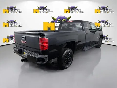 More photos of 2018 Chevrolet Silverado 2500HD LT at Monster Motors - Jackson, MI, MI