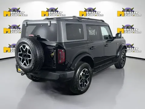 More photos of 2024 Ford Bronco Outer Banks at Monster Motors - Jackson, MI, MI