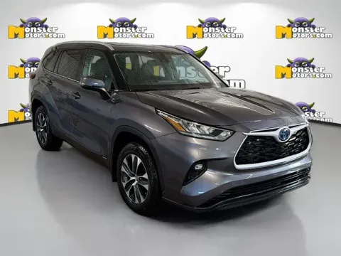 Another view of 2024 Toyota Highlander Hybrid XLE for sale in Michigan Center, MI at Monster Motors - Jackson, MI