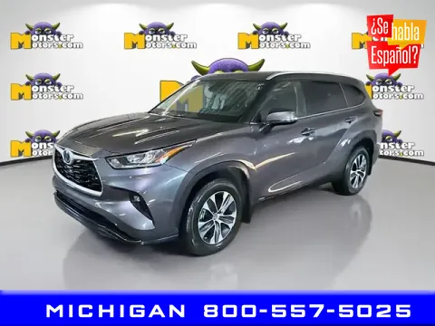 Red 2024 Toyota Highlander Hybrid XLE for sale in Michigan Center, MI