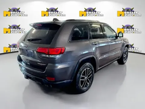 More photos of 2017 Jeep Grand Cherokee Trailhawk at Monster Motors - Jackson, MI, MI