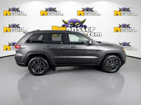 More photos of 2017 Jeep Grand Cherokee Trailhawk at Monster Motors - Jackson, MI, MI