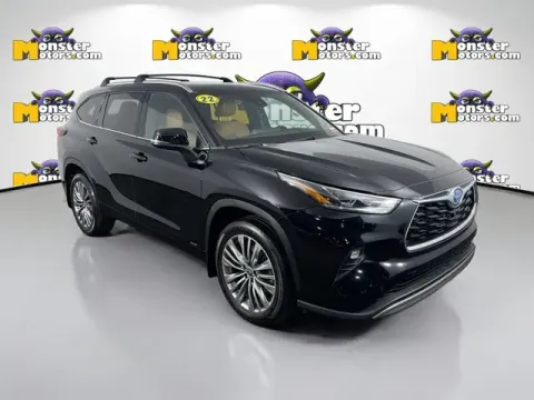Another view of 2022 Toyota Highlander Hybrid Platinum for sale in Michigan Center, MI at Monster Motors - Jackson, MI