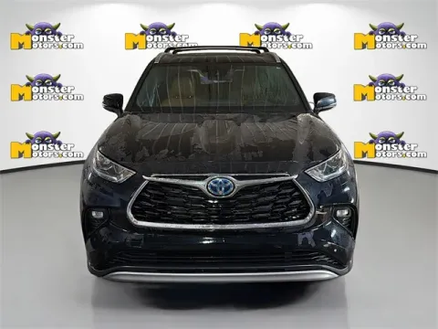 Photos of 2022 Toyota Highlander Hybrid Platinum for sale in Michigan Center, MI at Monster Motors - Jackson, MI