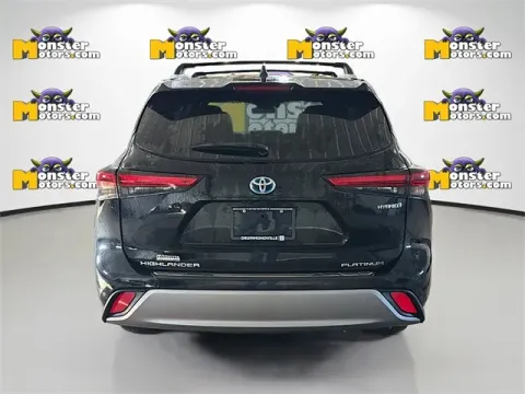 More photos of 2022 Toyota Highlander Hybrid Platinum at Monster Motors - Jackson, MI, MI