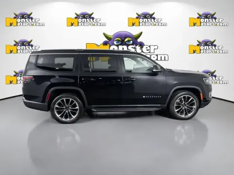 More photos of 2022 Jeep Wagoneer Series II at Monster Motors - Jackson, MI, MI